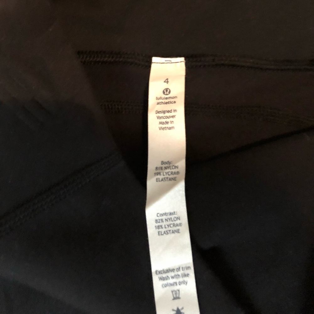 Lululemon Black leggings - Picture 5 of 5